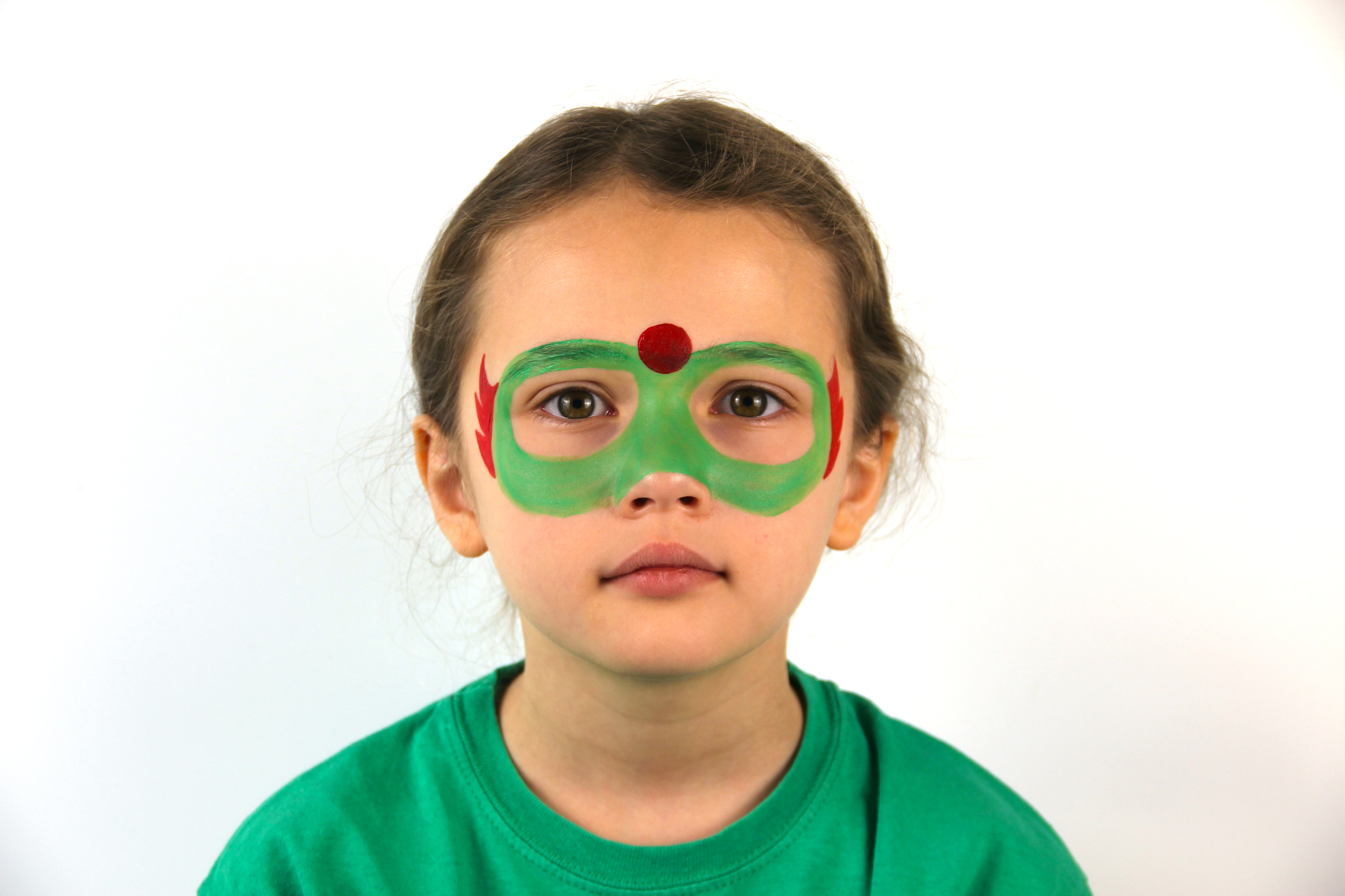 Green Mask Face Paint - 3 Easy Steps – Snazaroo (US)