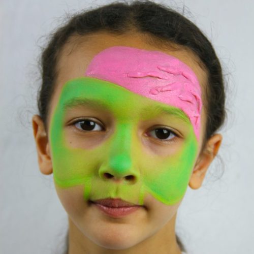 Pintando el paso 2 pintura facial zombie