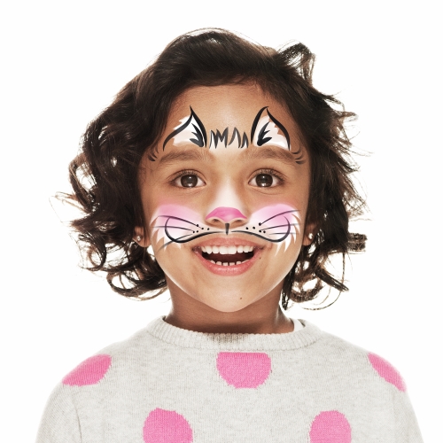 girl with Cat face paint design