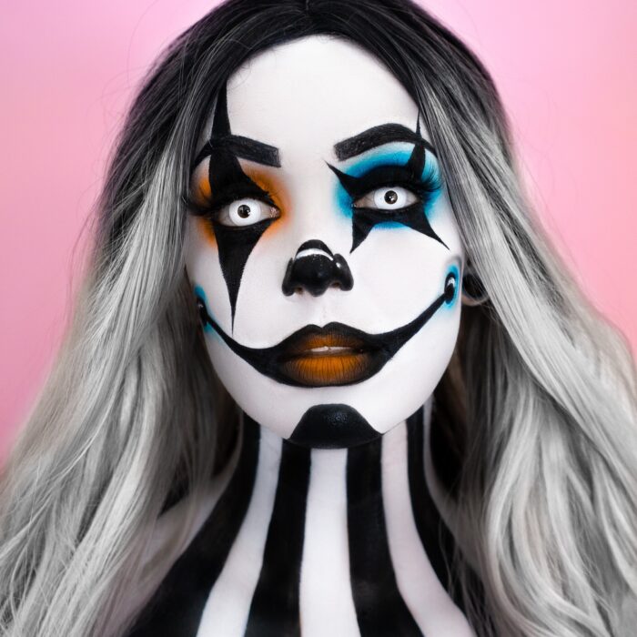 Kids halloween , black and white, face paint ideas  Black halloween  makeup, White face halloween, Face painting halloween